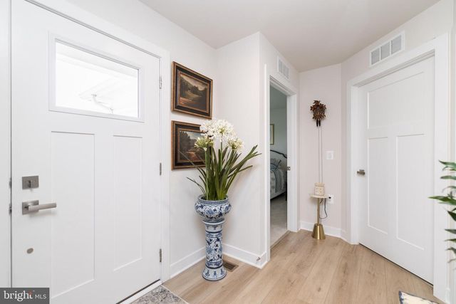 120 GABRIEL CT, Winchester, VA 22602