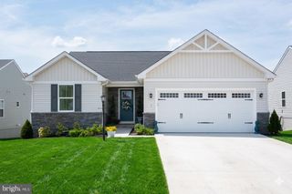120 GABRIEL CT, Winchester, VA 22602