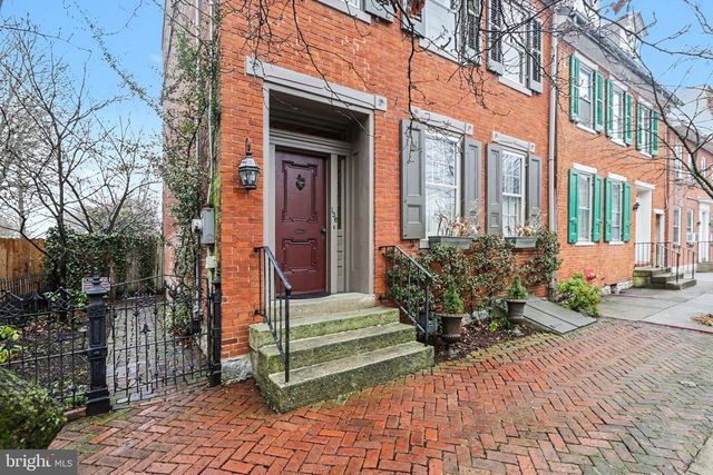 136 W POMFRET ST, Carlisle, PA 17013