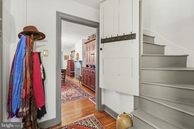 136 W POMFRET ST, Carlisle, PA 17013