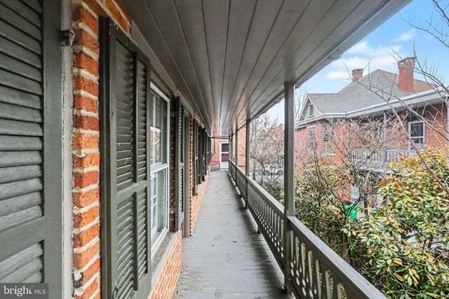 136 W POMFRET ST, Carlisle, PA 17013