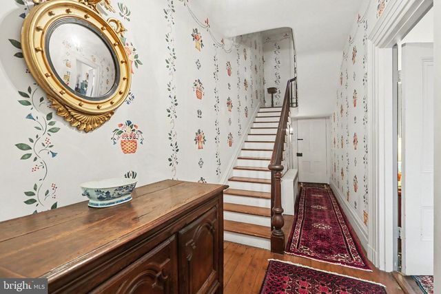 136 W POMFRET ST, Carlisle, PA 17013