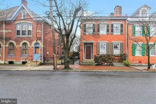136 W POMFRET ST, Carlisle, PA 17013