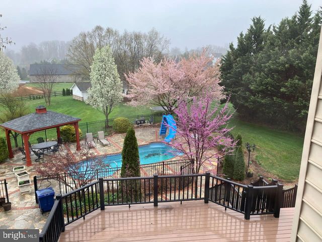 16720 FALCONHURST DR, Purcellville, VA 20132