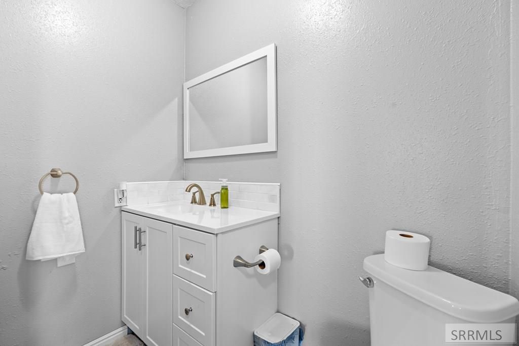 Image 54 of property listing at 853 900 N, Shelley, ID 83274