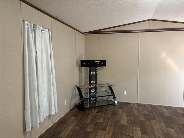 1311 Big Hawg Drive, Trinity, TX 75862