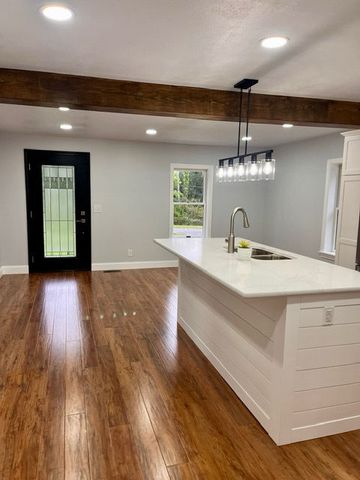441 Faddis AVENUE, Neshannock Twp, PA 16105