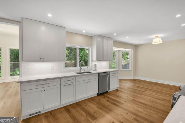 4587 Gilhams Road NE, Roswell, GA 30075