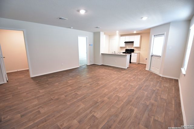 3335 STONEY KNOLL, San Antonio, TX 78245
