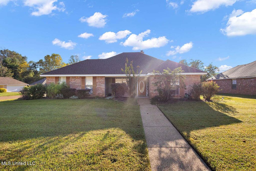 4311 Blaine Circle, Byram, MS 39272