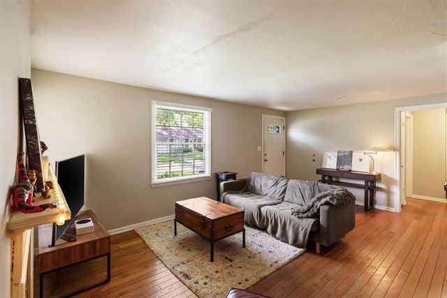 4101 W 69th Street, Prairie Village, KS 66208