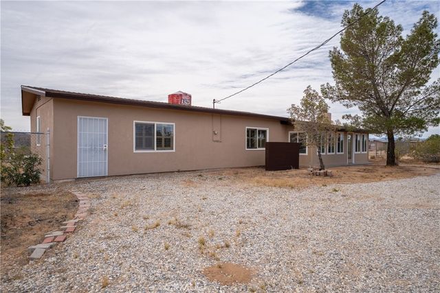 1325 Luna Mesa Road, Yucca Valley, CA 92284