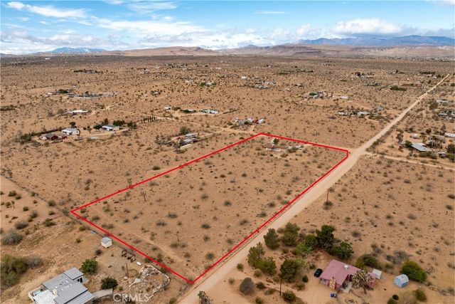 1325 Luna Mesa Road, Yucca Valley, CA 92284