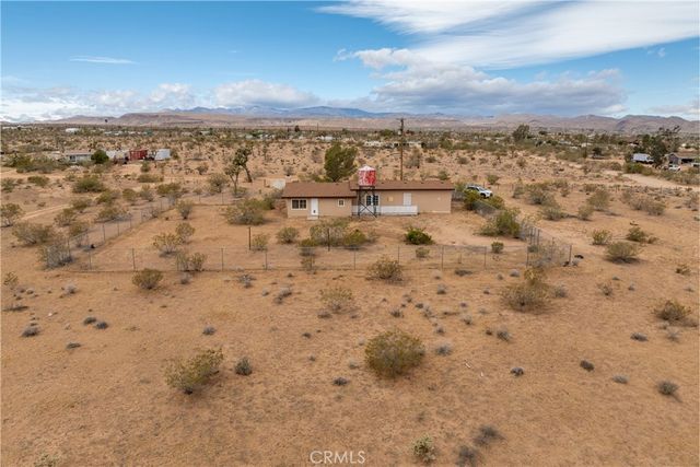 1325 Luna Mesa Road, Yucca Valley, CA 92284