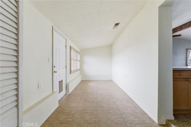 1325 Luna Mesa Road, Yucca Valley, CA 92284