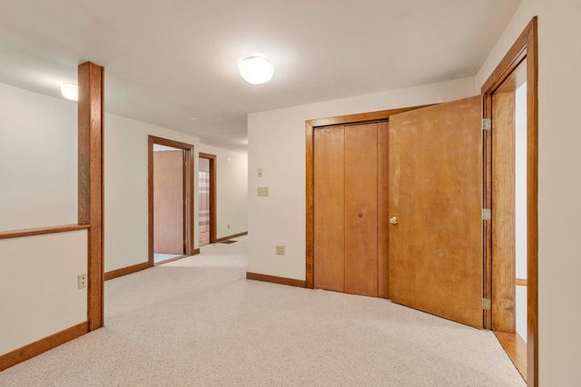 18 Windsor Boulevard, Londonderry, NH 03053