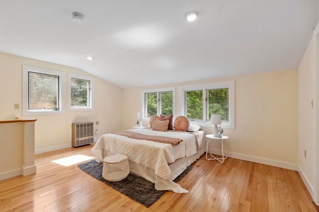 18 Windsor Boulevard, Londonderry, NH 03053