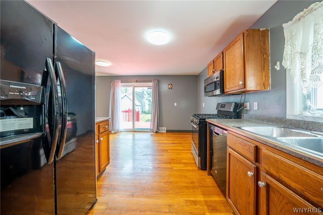 157 Riverdale Avenue, Tonawanda, NY 14207