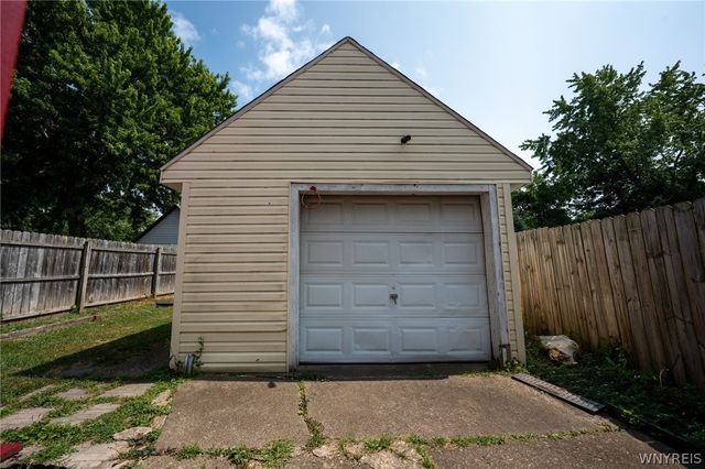 157 Riverdale Avenue, Tonawanda, NY 14207