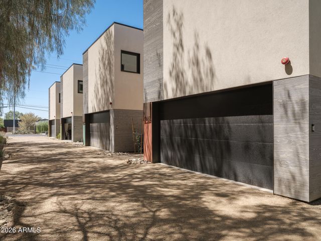 1740 E OCOTILLO Road 1, Phoenix, AZ 85016