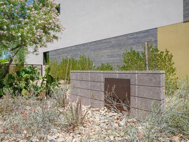 1740 E OCOTILLO Road 1, Phoenix, AZ 85016