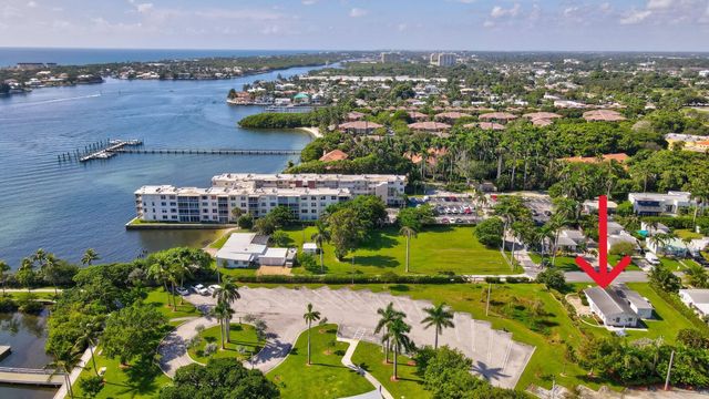 651 Oak Street, Boynton Beach, FL 33435