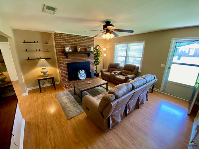 103 Sonja Drive, Warner Robins, GA 31088