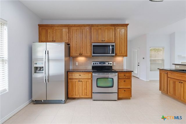 208 Firestone Drive, Marble Falls, TX 78654