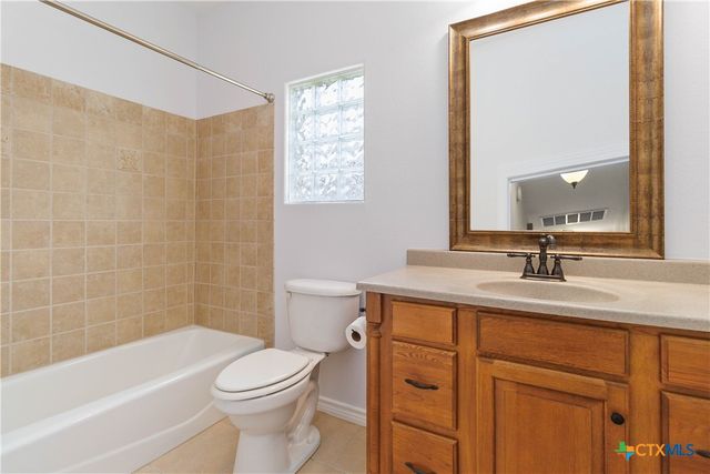208 Firestone Drive, Marble Falls, TX 78654