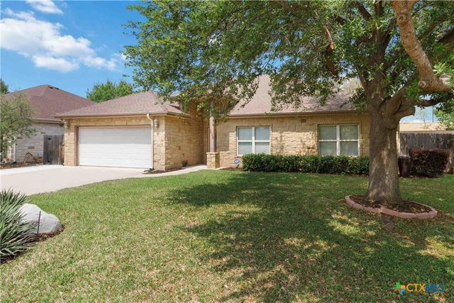 208 Firestone Drive, Marble Falls, TX 78654