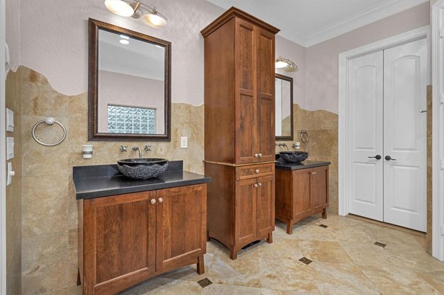 11018 Lake Windcrest, Magnolia, TX 77354