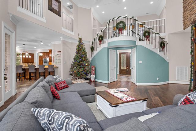 11018 Lake Windcrest, Magnolia, TX 77354