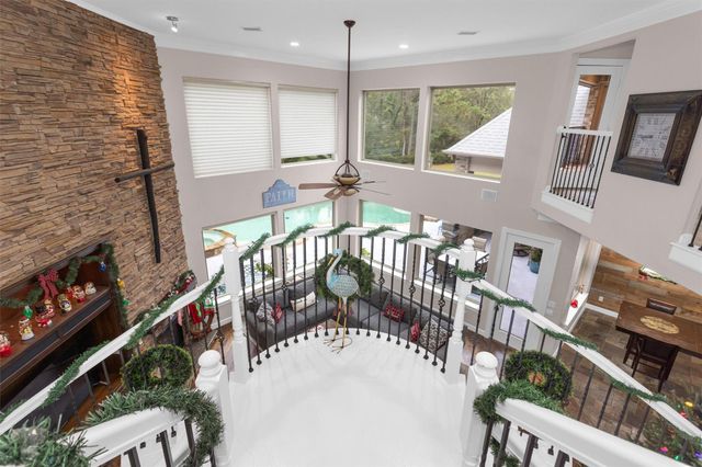 11018 Lake Windcrest, Magnolia, TX 77354