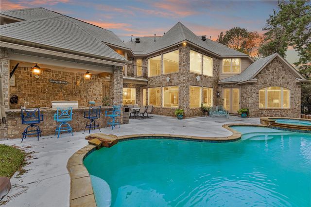 11018 Lake Windcrest, Magnolia, TX 77354