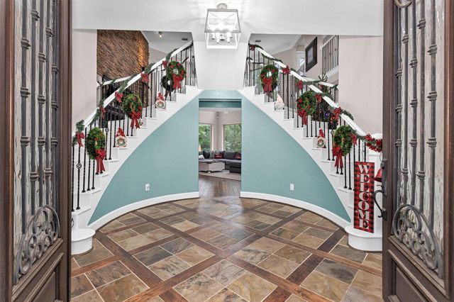 11018 Lake Windcrest, Magnolia, TX 77354