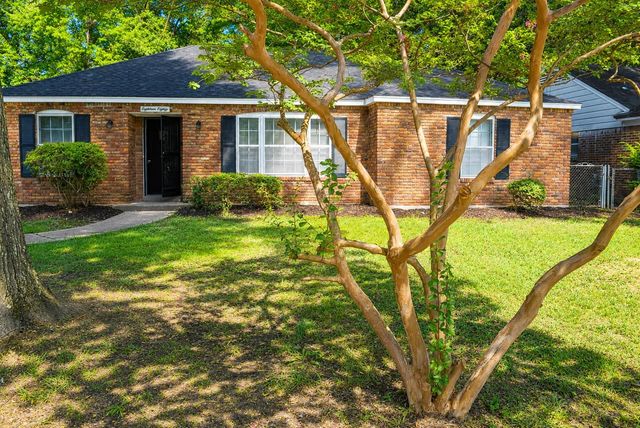 1880 CORNELIA LN, Memphis, TN 38117