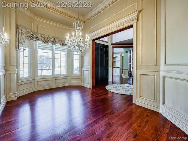 7364 Essex Drive, West Bloomfield, MI 48322