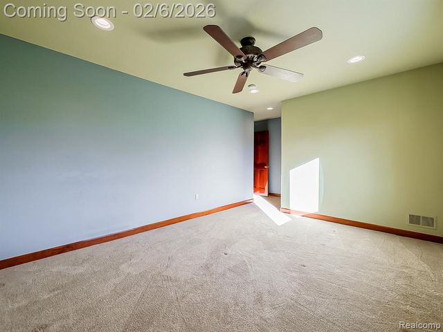 7364 Essex Drive, West Bloomfield, MI 48322