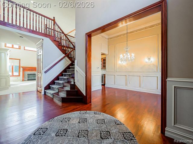 7364 Essex Drive, West Bloomfield, MI 48322