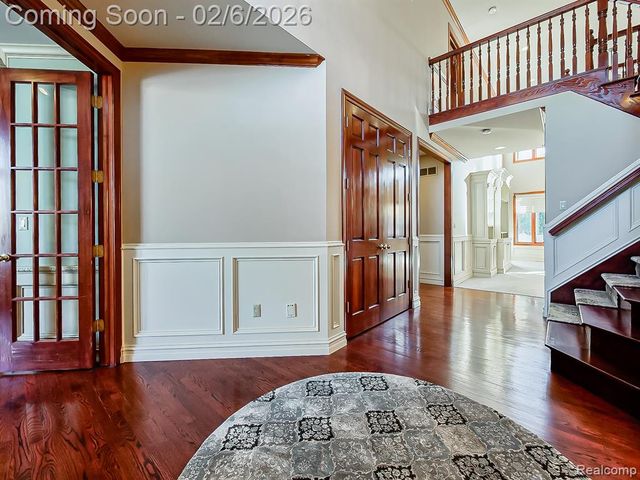 7364 Essex Drive, West Bloomfield, MI 48322