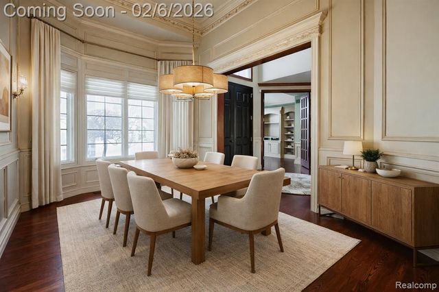 7364 Essex Drive, West Bloomfield, MI 48322