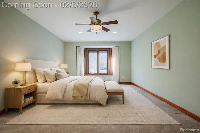 7364 Essex Drive, West Bloomfield, MI 48322