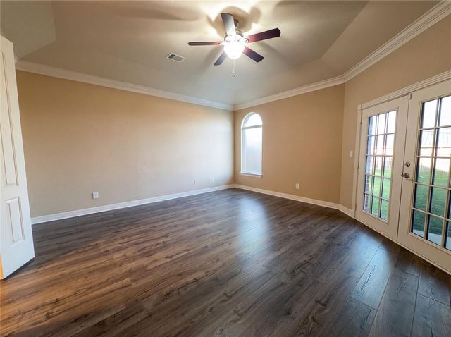 32914 Westwood Square East Drive, Magnolia, TX 77354