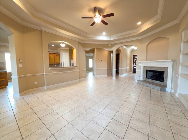 32914 Westwood Square East Drive, Magnolia, TX 77354