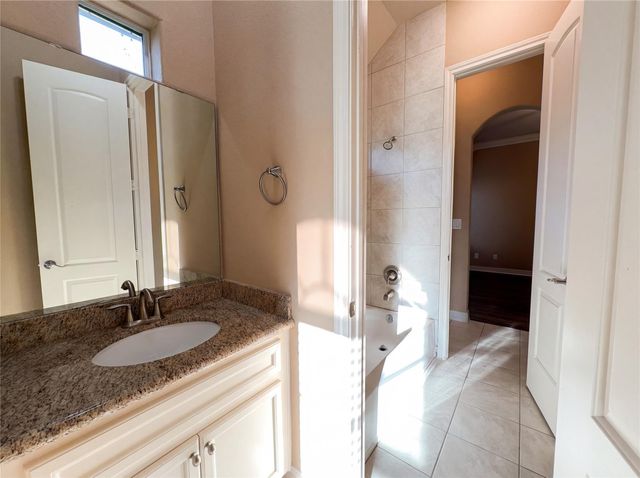 32914 Westwood Square East Drive, Magnolia, TX 77354