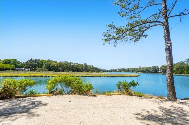2620 Cove Point PL, Virginia Beach, VA 23454
