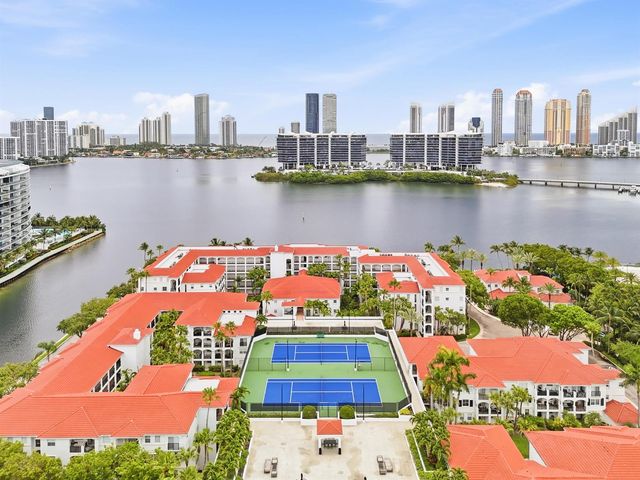 3145 NE 184th Street 5205, Aventura, FL 33160