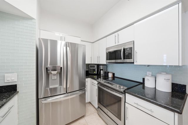 3145 NE 184th Street 5205, Aventura, FL 33160