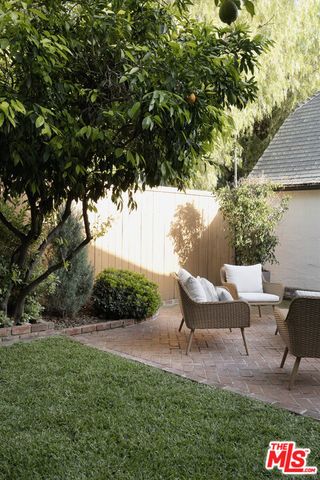 2420 Catherine Road, Altadena, CA 91001