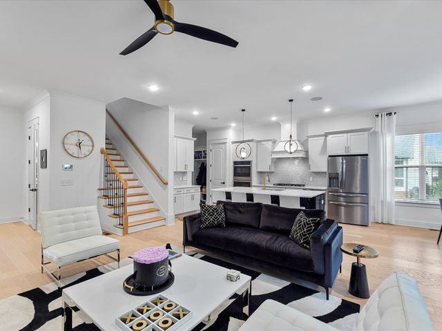 7023 Springwater St, Smyrna, TN 37167